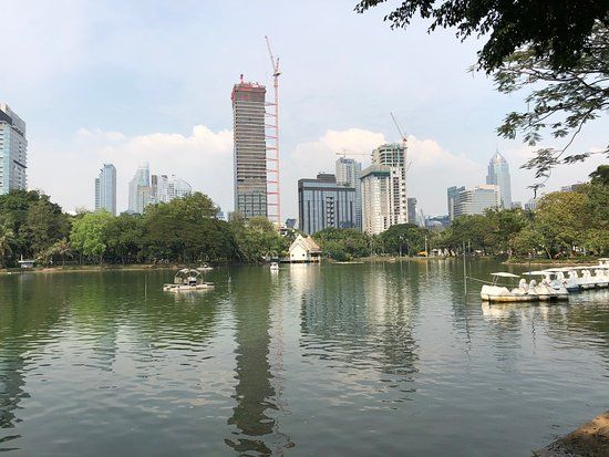 King Rama VI Monument